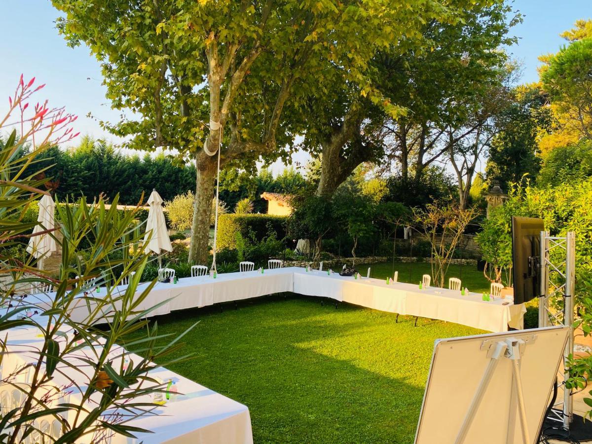 Mas De Capelou Bed and Breakfast Avignon Eksteriør billede
