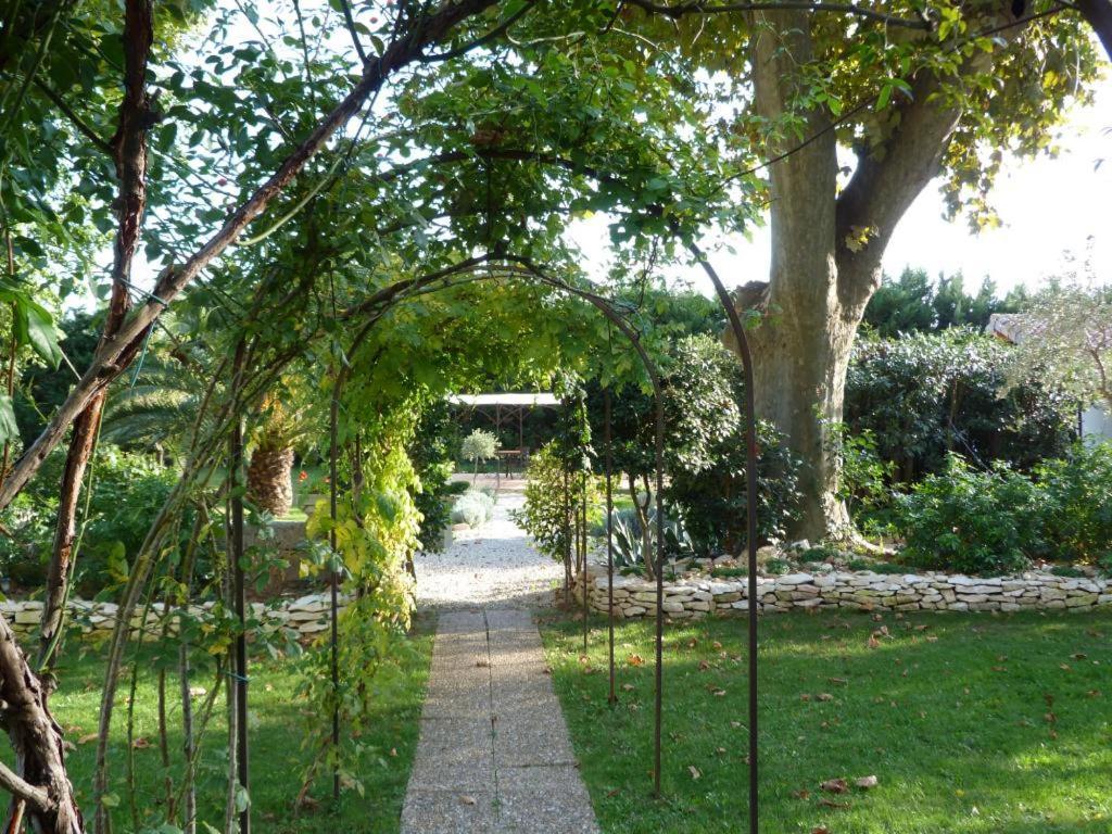 Mas De Capelou Bed and Breakfast Avignon Eksteriør billede