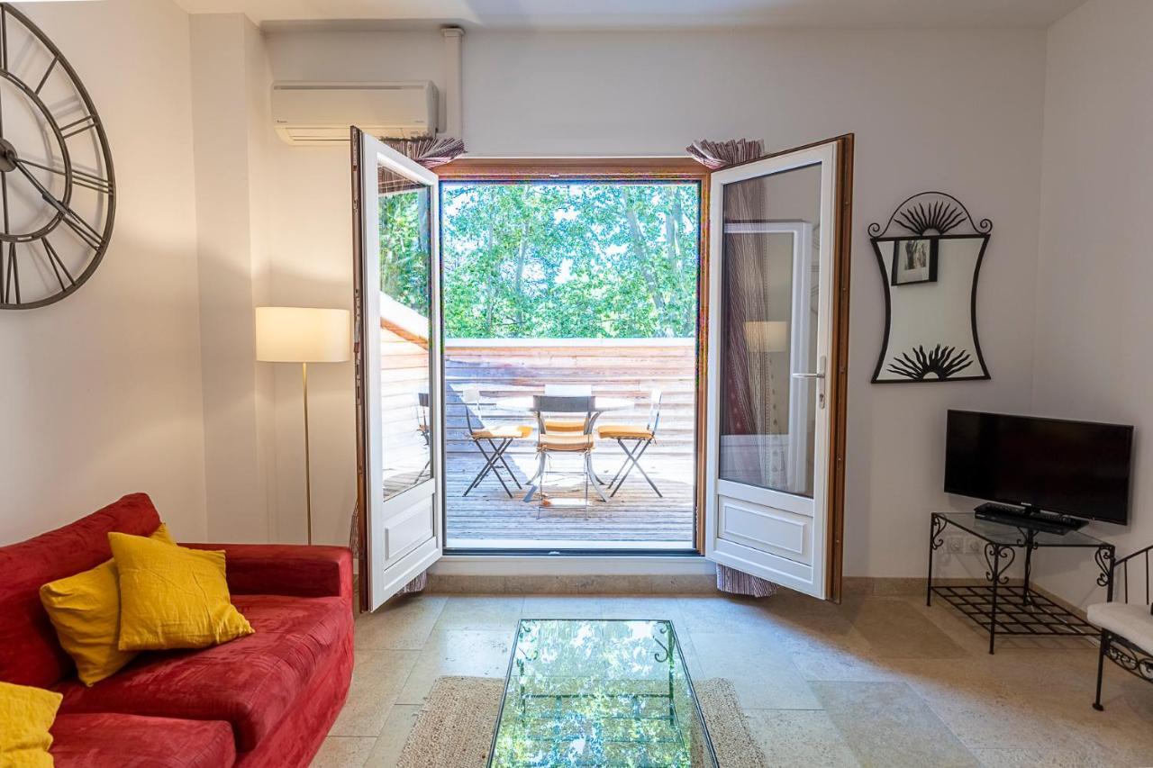Mas De Capelou Bed and Breakfast Avignon Eksteriør billede