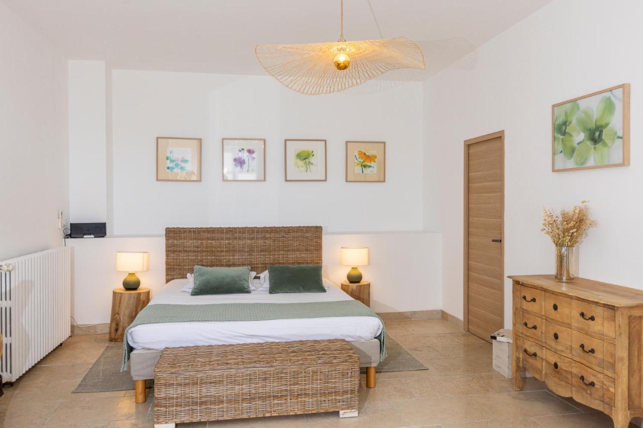Mas De Capelou Bed and Breakfast Avignon Eksteriør billede