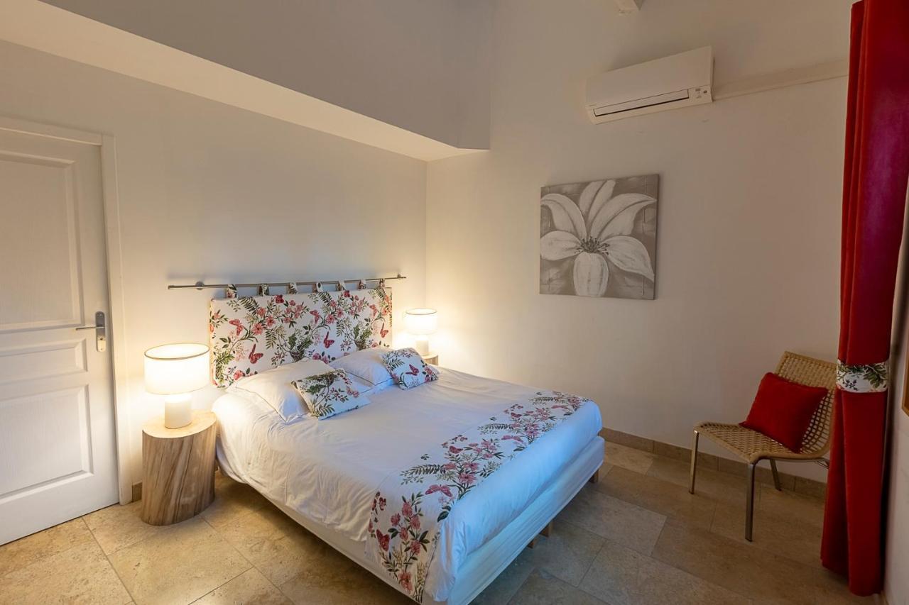 Mas De Capelou Bed and Breakfast Avignon Eksteriør billede